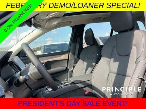 New 2026 Volvo XC90 B5 Plus w/ Protection Package Premier image 33