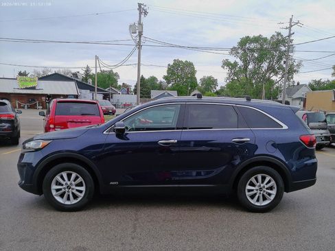 Used 2019 Kia Sorento AWD w/ LX Convenience Package image 2
