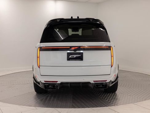 Used 2025 Land Rover Range Rover Long Wheelbase SE AWD/4WD image 5