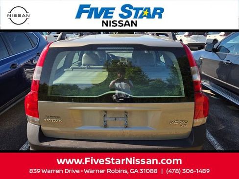 Used 2003 Volvo XC70 AWD/4WD image 8