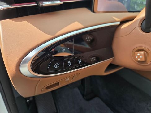 New 2026 Genesis GV70 2.5T Advanced AWD/4WD image 22
