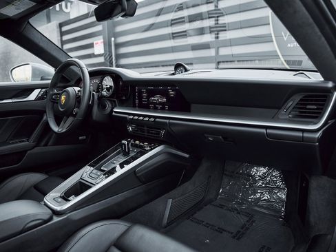 Used 2021 Porsche 911 Turbo S image 34