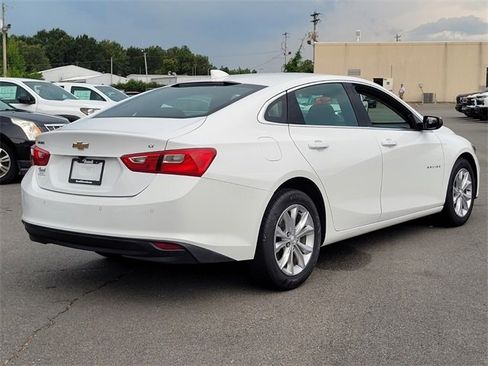 Used 2024 Chevrolet Malibu LT image 3