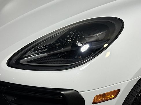Certified 2022 Porsche Macan GTS AWD/4WD image 29