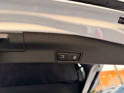 Used 2019 Alfa Romeo Stelvio AWD image 21