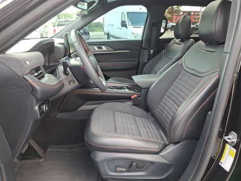 Used 2025 Ford Explorer ST-Line w/ Premium Package AWD/4WD image 15