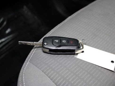 Used 2020 Ford Escape S image 14