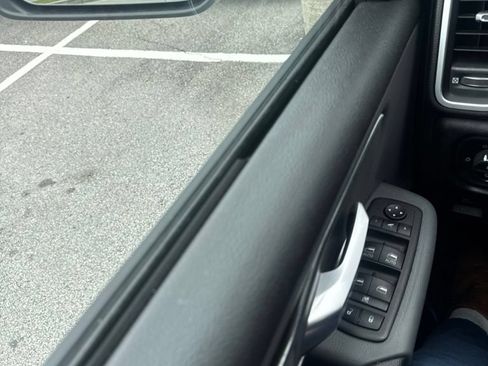 Used 2022 RAM 1500 Big Horn AWD/4WD image 6