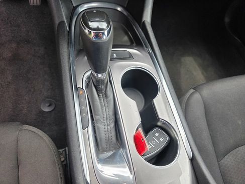 Used 2020 Chevrolet Malibu LT FWD image 10