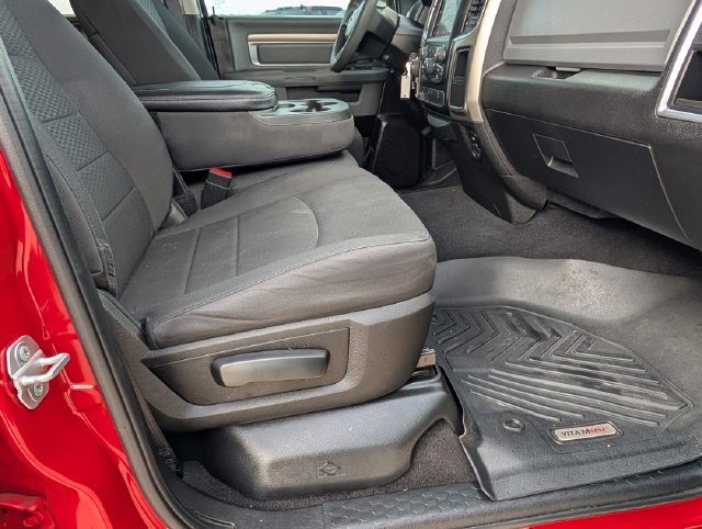 Used 2019 RAM 1500 Warlock RWD image 29