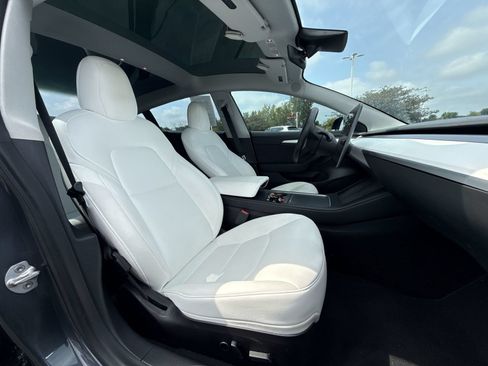 Used 2021 Tesla Model 3 Performance AWD/4WD image 26