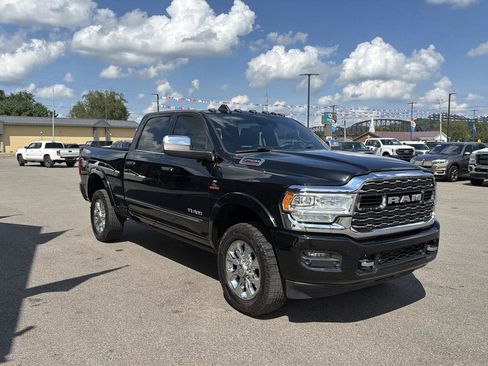 Used 2019 RAM 2500 Limited AWD/4WD image 3