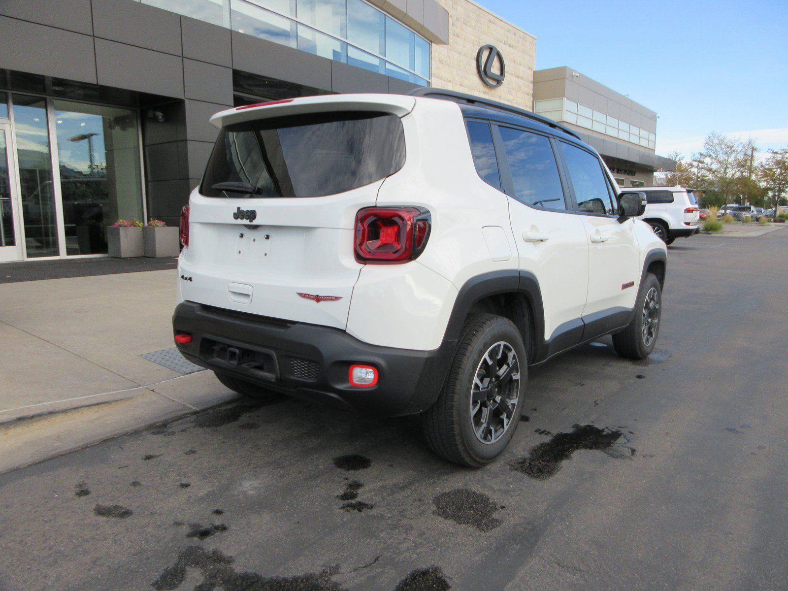 Used 2023 Jeep Renegade Trailhawk w/ Sun/Sound Group AWD/4WD image 12