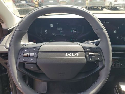 New 2025 Kia EV6 Light w/ Light LR Technology Package image 10