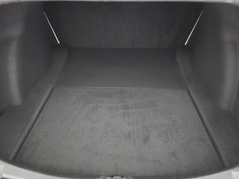 Used 2020 Tesla Model 3 Standard Range RWD image 36
