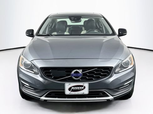 Used 2018 Volvo S60 T5 Cross Country Platinum AWD/4WD image 7