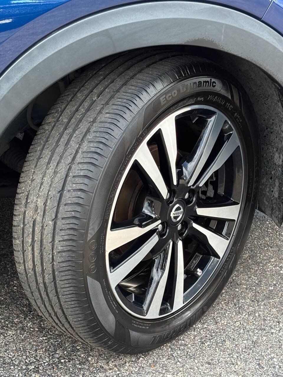 Used 2019 Nissan Kicks SR w/ SR Premium Package FWD image 32