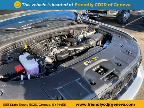 New 2025 Jeep Grand Cherokee Limited image 25