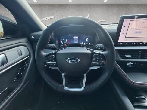 Used 2025 Ford Explorer ST-Line AWD/4WD image 21