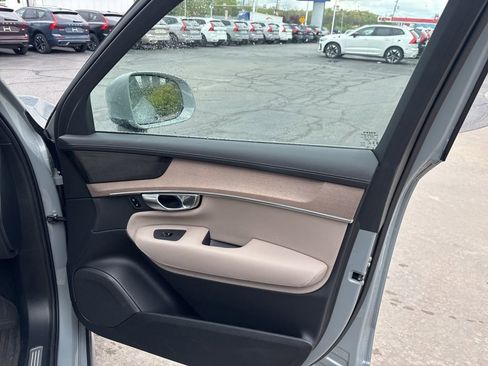 Used 2026 Volvo XC90 B6 Plus AWD/4WD image 31