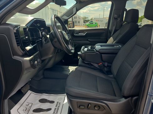 Used 2024 Chevrolet Silverado 1500 LT RWD image 12