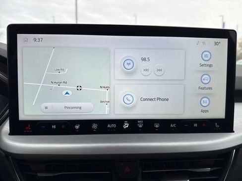 Used 2023 Ford Escape Platinum image 16