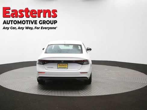 Used 2023 Honda Accord EX image 40