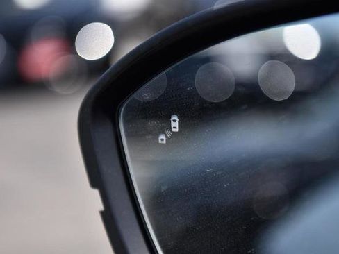 New 2025 Nissan Murano SL image 11