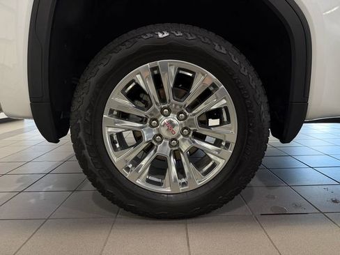 Used 2023 GMC Sierra 1500 Denali AWD/4WD image 9