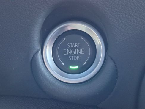Used 2025 Chevrolet Tahoe LT AWD/4WD image 24