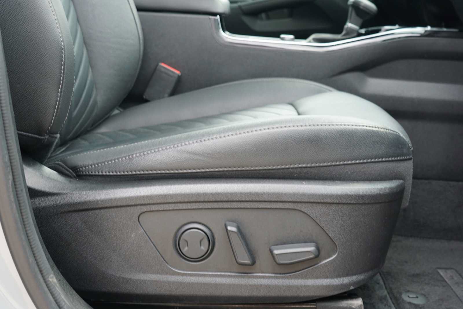 Certified 2024 Kia Sorento SX Prestige AWD/4WD image 26