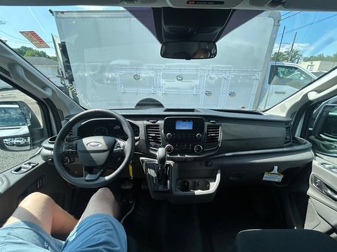 Used 2025 Ford Transit 250 Low Roof w/ Exterior Upgrade Package RWD image 27
