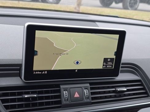 Used 2019 Audi Q5 2.0T Premium Plus w/ Premium Plus Package image 3