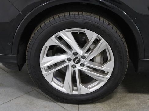 Used 2023 Audi Q7 3.0T Premium Plus image 19