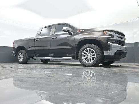 Used 2019 Chevrolet Silverado 1500 LT w/ All-Star Edition image 32