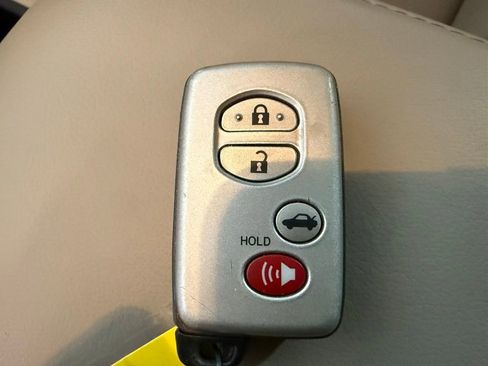 Used 2007 Toyota Camry Hybrid image 24