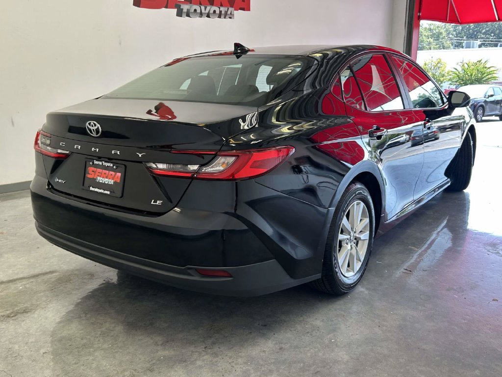 Certified 2025 Toyota Camry LE FWD image 3