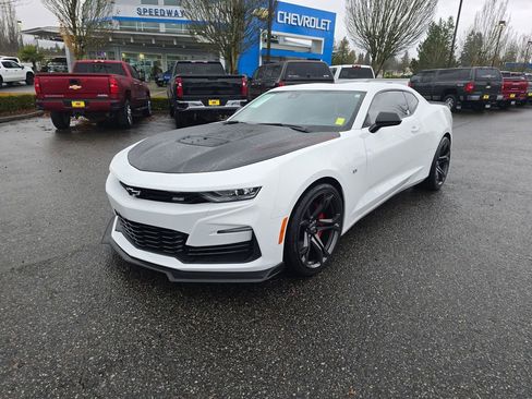 Used 2021 Chevrolet Camaro SS image 1