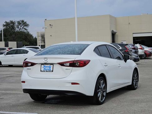 Used 2018 MAZDA MAZDA3 Touring image 6