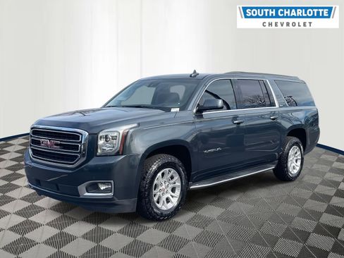 Used 2019 GMC Yukon XL SLT w/ HD Trailering Package image 3