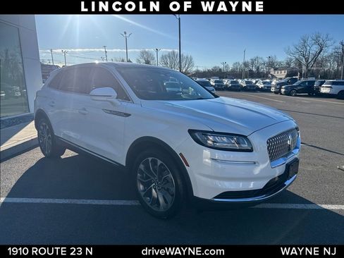 Certified 2021 Lincoln Nautilus Reserve image 9