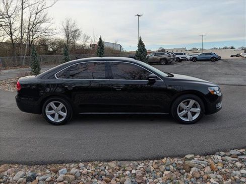 Used 2015 Volkswagen Passat 1.8T Limited Edition image 6