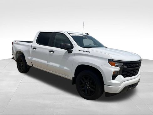 Used 2023 Chevrolet Silverado 1500 Custom w/ LPO, Dark Essentials Package AWD/4WD image 7