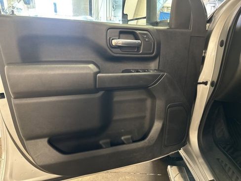 Used 2023 Chevrolet Silverado 2500 Custom image 7