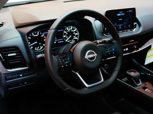 Certified 2023 Nissan Rogue SL AWD/4WD image 27