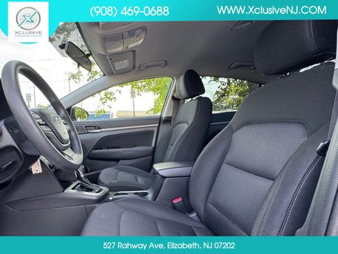 Used 2018 Hyundai Elantra SEL FWD image 8
