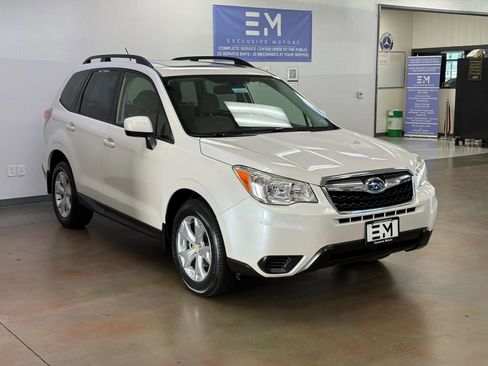 Used 2015 Subaru Forester 2.5i Premium w/ All-Weather Package AWD/4WD image 2
