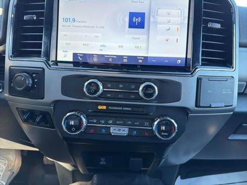 Certified 2022 Ford F250 Lariat w/ Black Appearance Package image 34