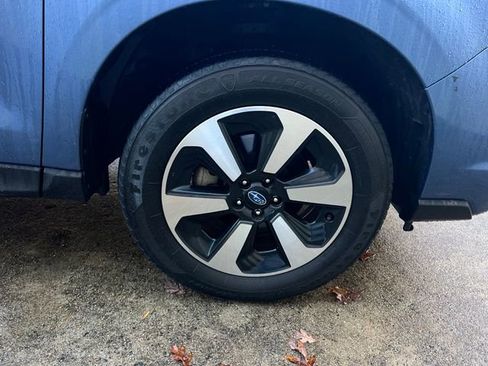 Used 2017 Subaru Forester 2.5i Limited image 38