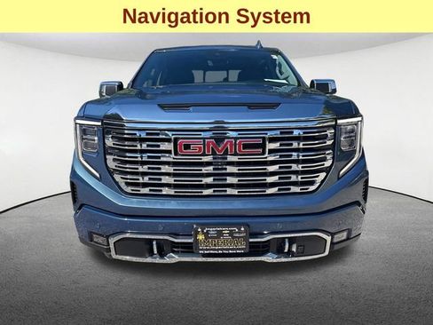 Used 2024 GMC Sierra 1500 Denali w/ Technology Package AWD/4WD image 4